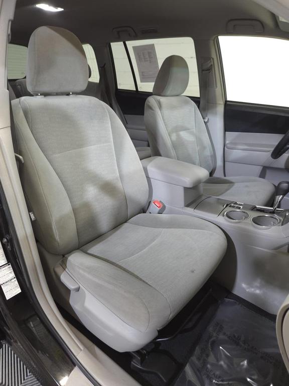 used 2012 Toyota Highlander car