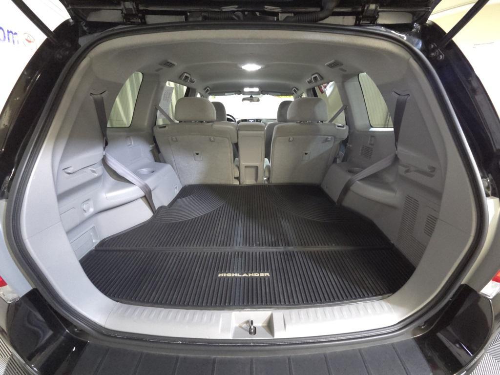 used 2012 Toyota Highlander car