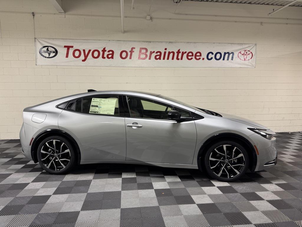 new 2025 Toyota Prius Plug-In Hybrid car, priced at $40,359