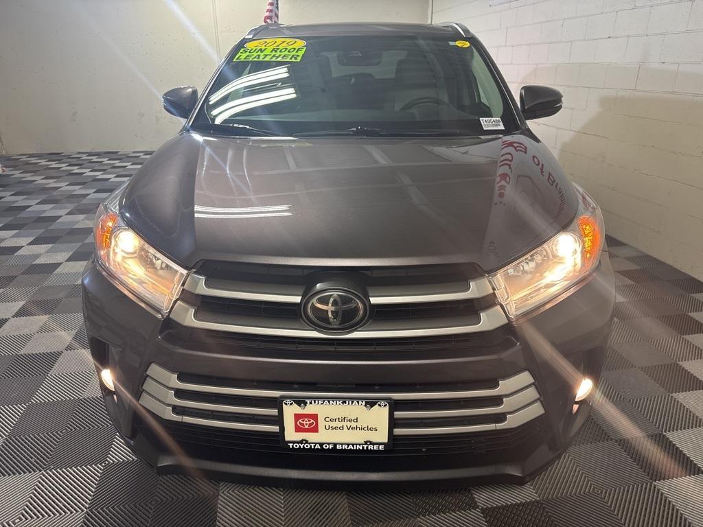 used 2019 Toyota Highlander car, priced at $24,895