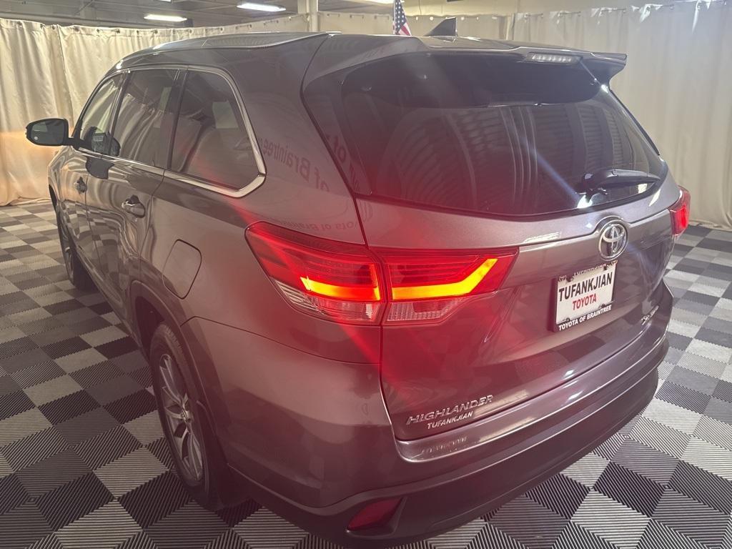 used 2019 Toyota Highlander car, priced at $24,895