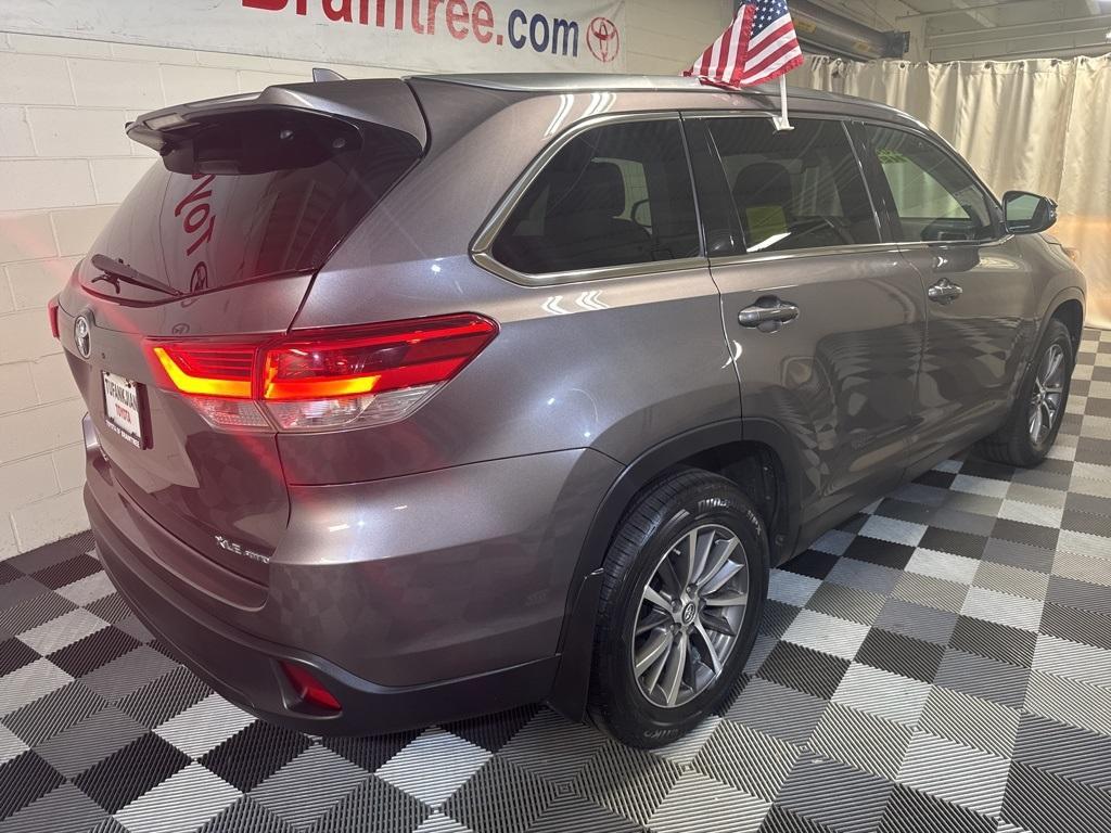 used 2019 Toyota Highlander car, priced at $24,895