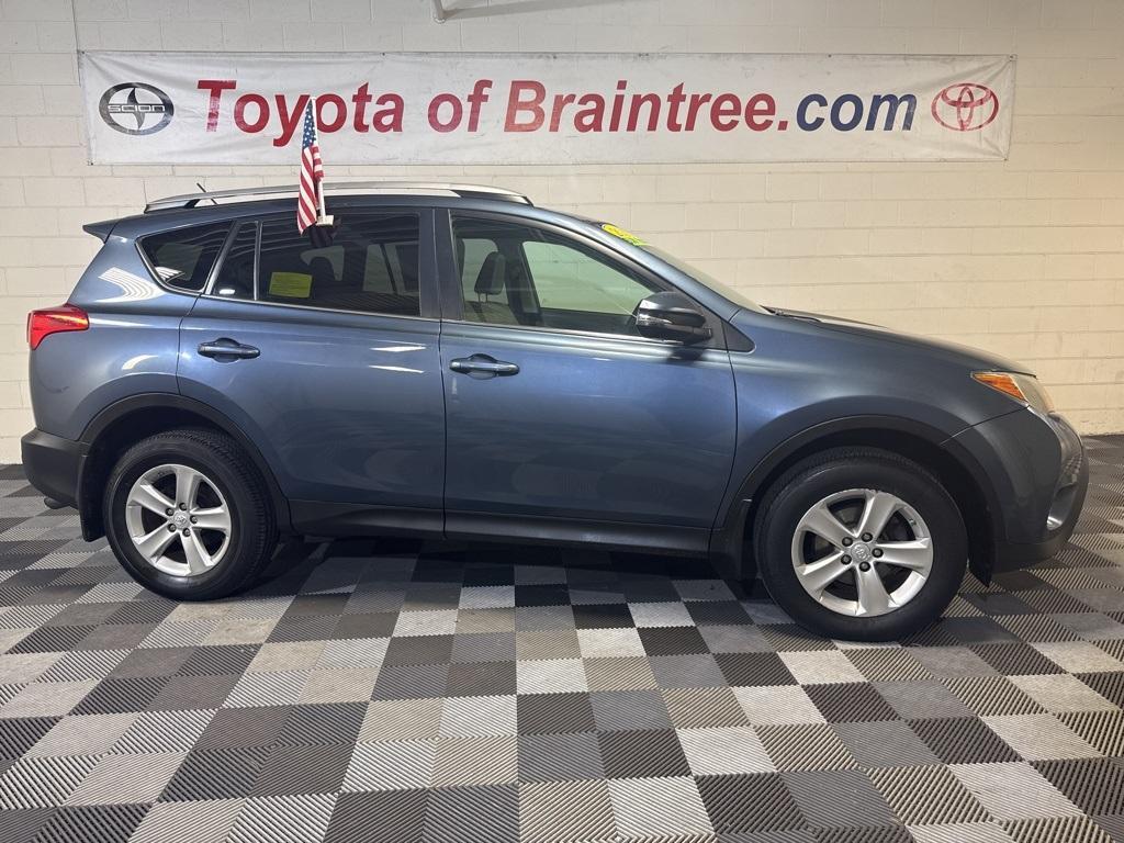 used 2013 Toyota RAV4 car