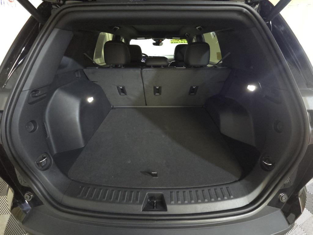 used 2025 Chevrolet Equinox car, priced at $31,595