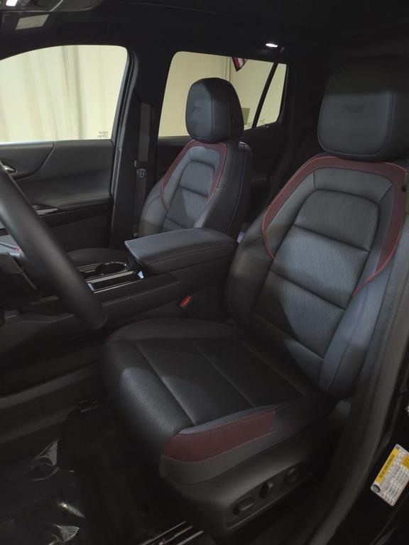 used 2025 Chevrolet Equinox car, priced at $31,595