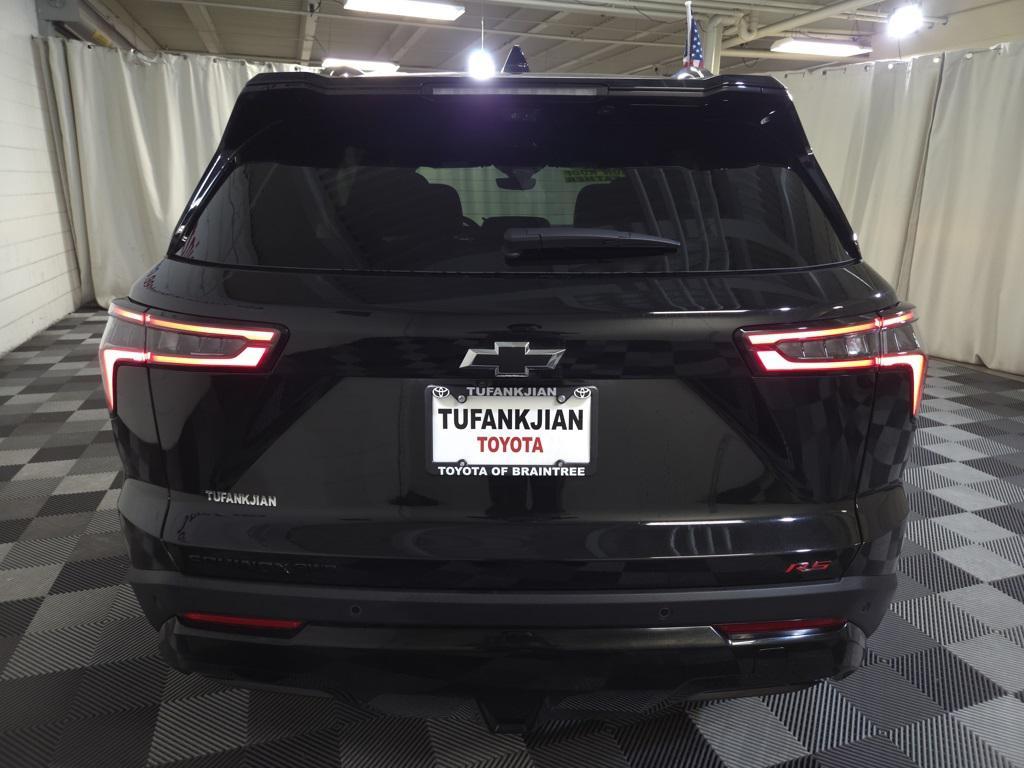 used 2025 Chevrolet Equinox car, priced at $31,595