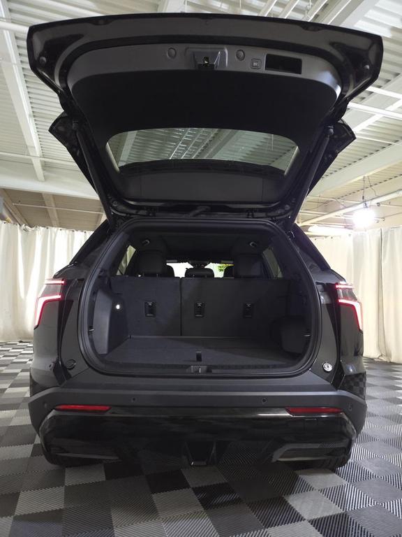 used 2025 Chevrolet Equinox car, priced at $31,595