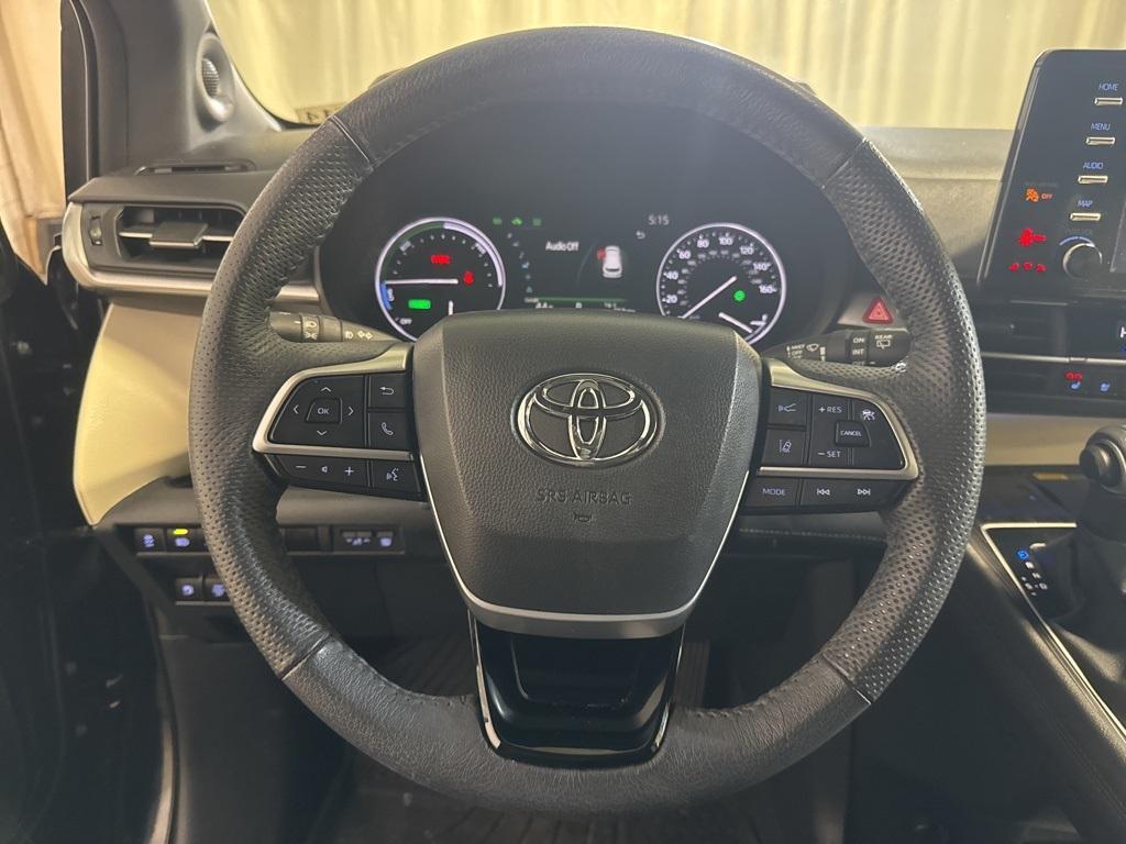 used 2023 Toyota Sienna car, priced at $54,450