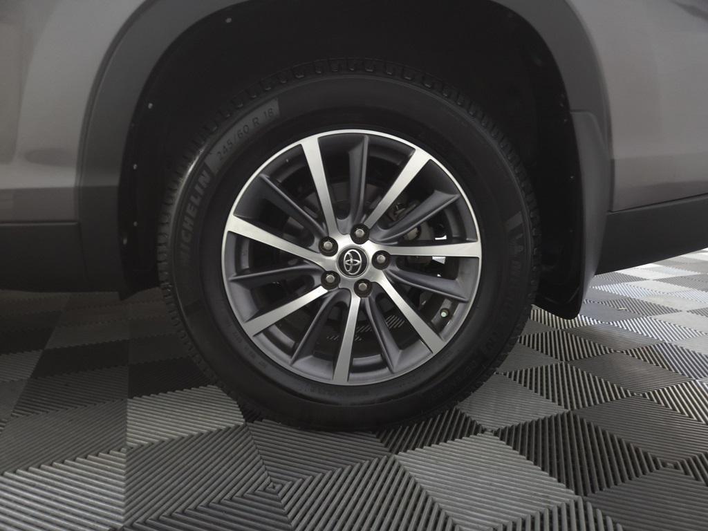 used 2019 Toyota Highlander car, priced at $29,400