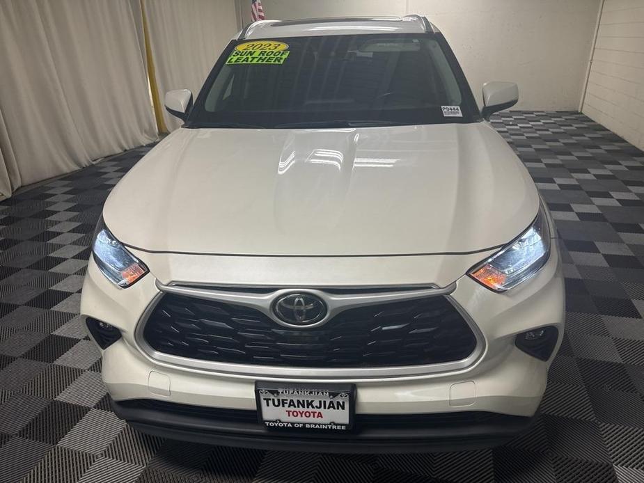 used 2021 Toyota Highlander car, priced at $34,955