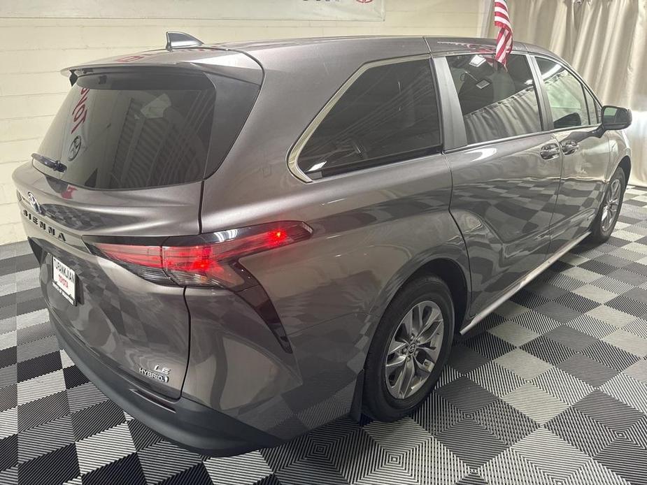 used 2021 Toyota Sienna car, priced at $36,900