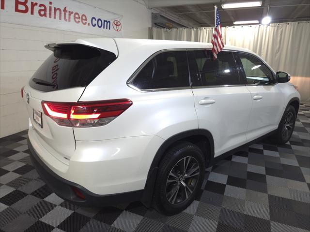 used 2019 Toyota Highlander car, priced at $26,250