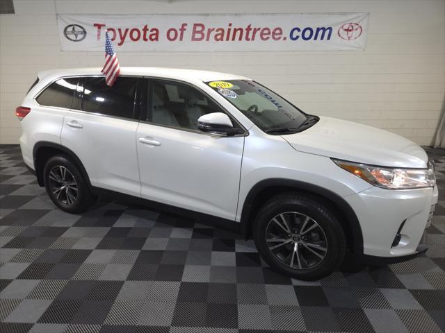 used 2019 Toyota Highlander car, priced at $26,250
