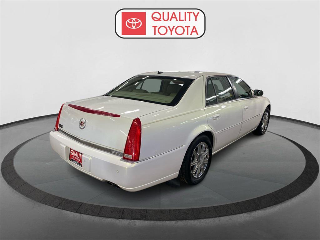 used 2007 Cadillac DTS car, priced at $5,000