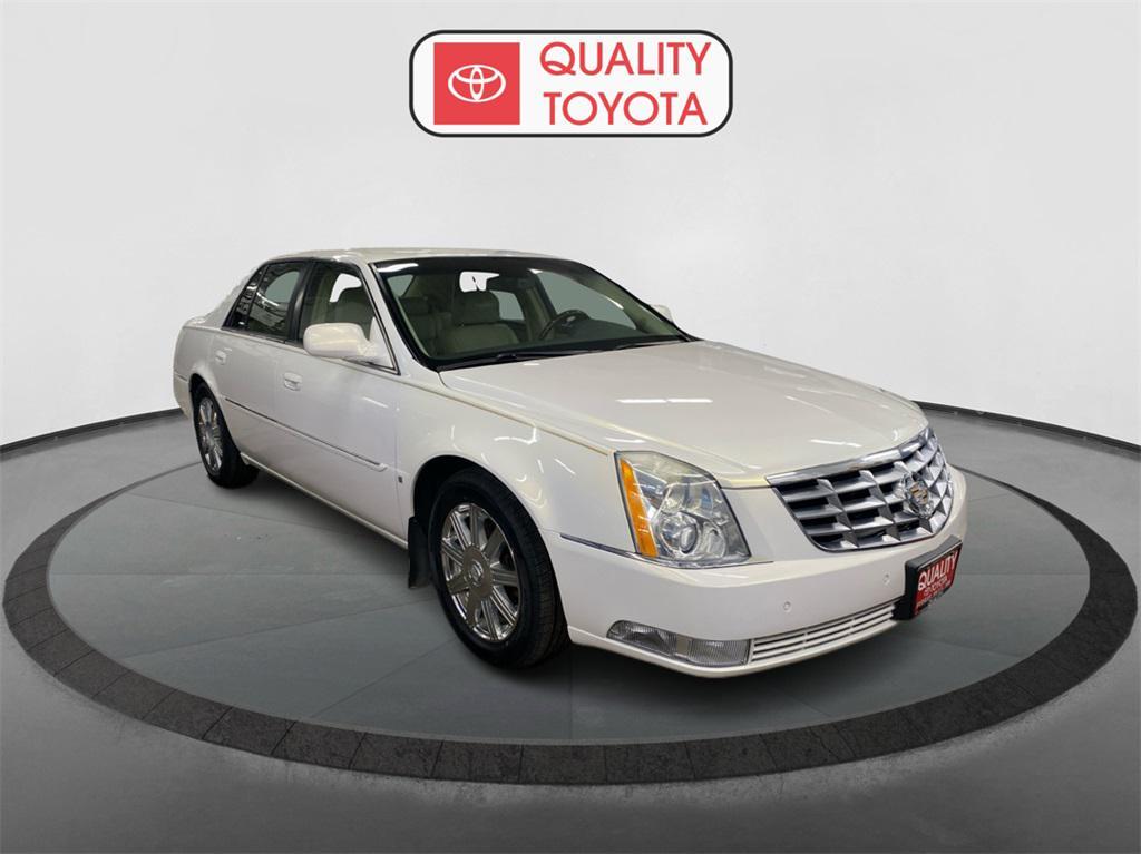 used 2007 Cadillac DTS car, priced at $5,000