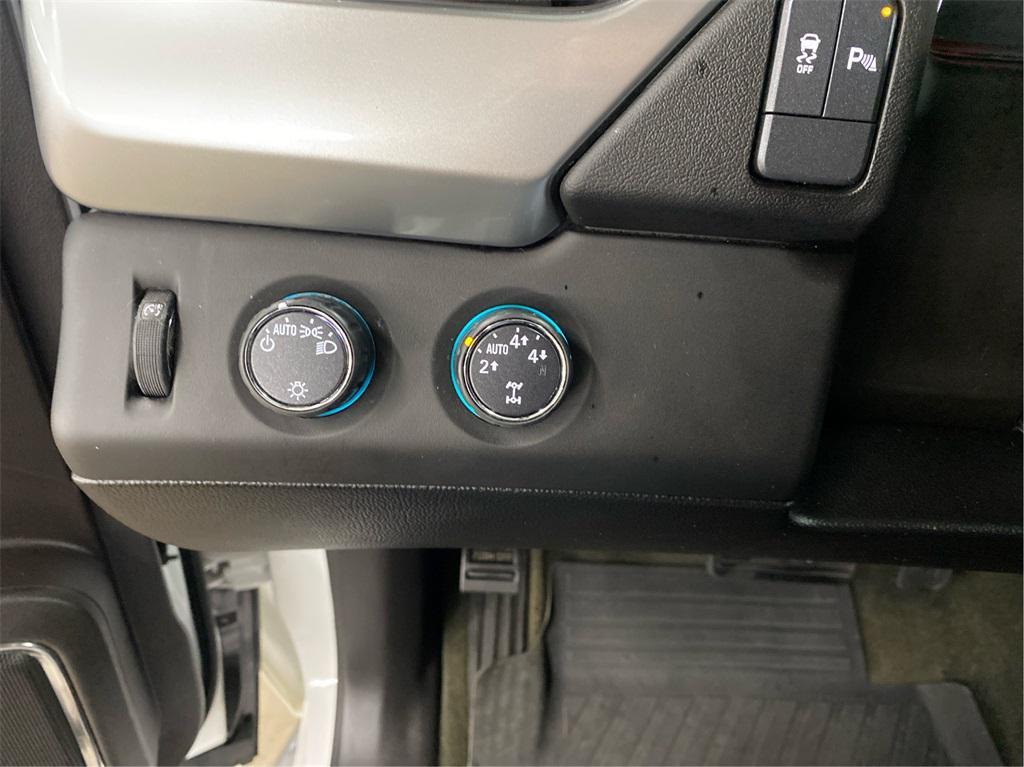 used 2016 Chevrolet Suburban car, priced at $18,500