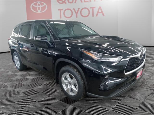 new 2024 Toyota Highlander car, priced at $43,411