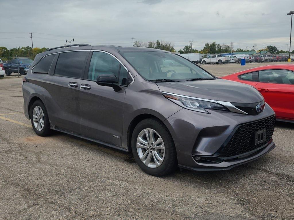 used 2021 Toyota Sienna car, priced at $32,000