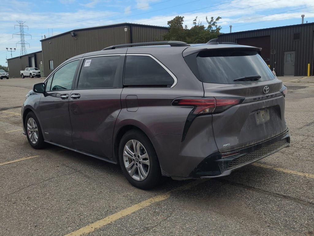 used 2021 Toyota Sienna car, priced at $32,000