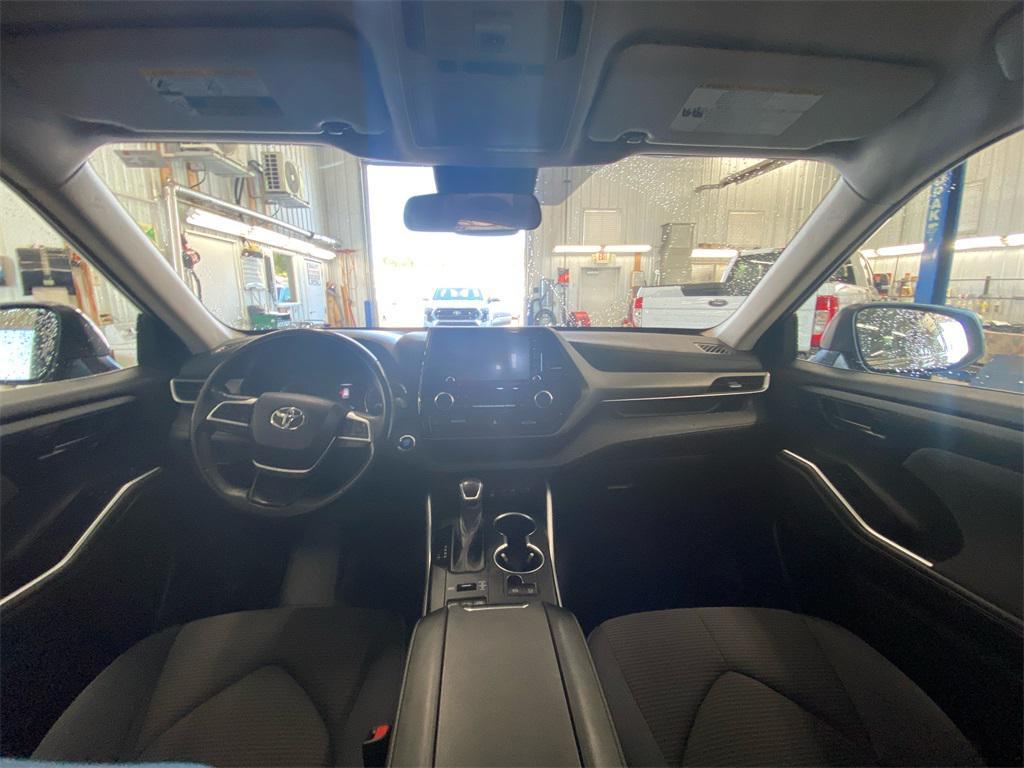 used 2022 Toyota Highlander car, priced at $32,953