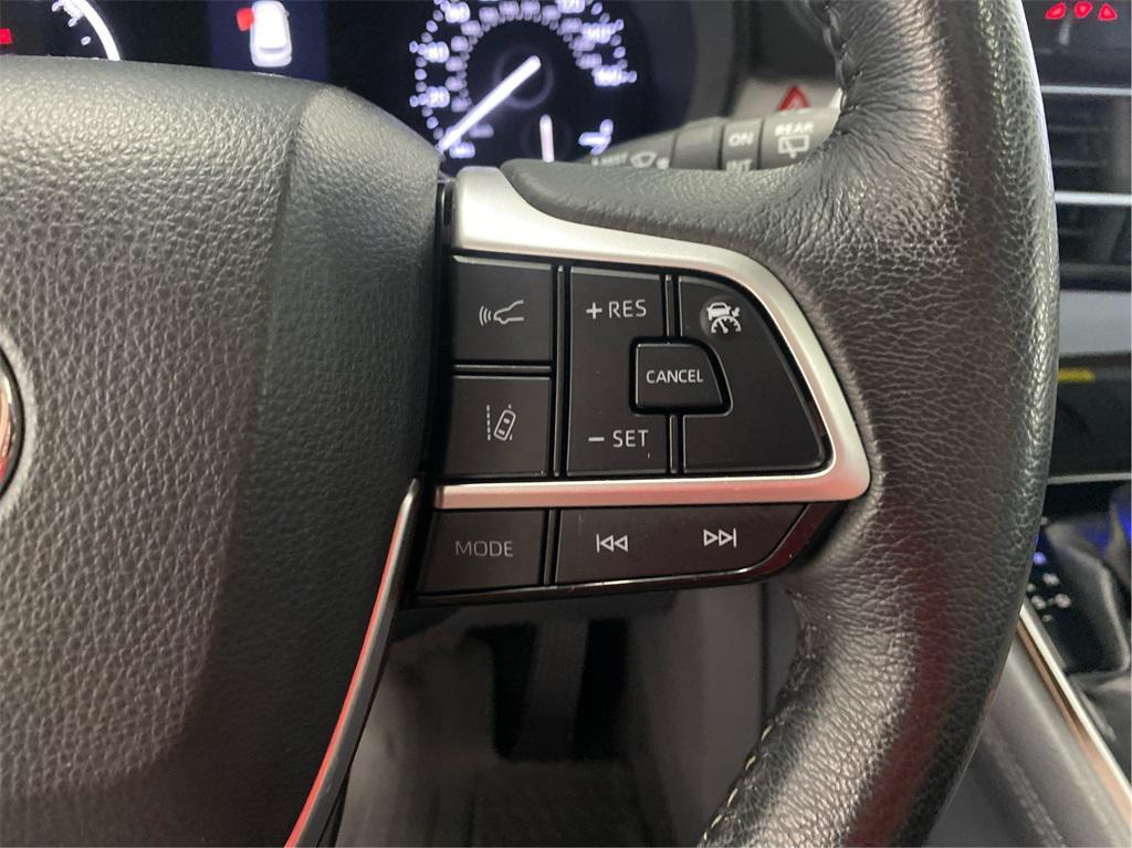 used 2022 Toyota Sienna car, priced at $36,469