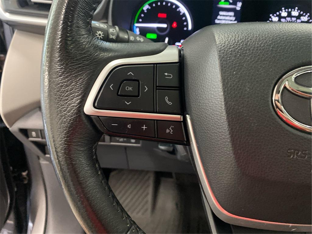 used 2022 Toyota Sienna car, priced at $36,469