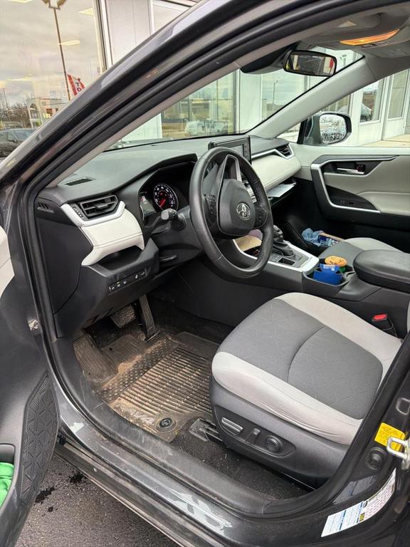 used 2020 Toyota RAV4 car, priced at $24,964