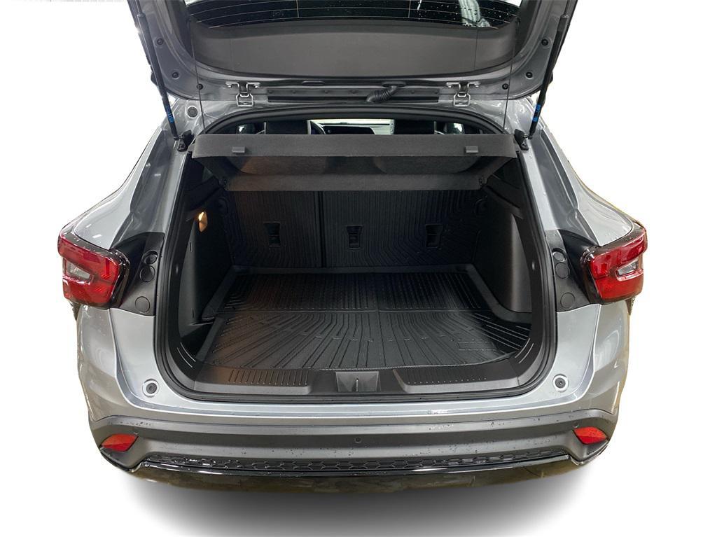 used 2025 Chevrolet Trax car, priced at $24,906