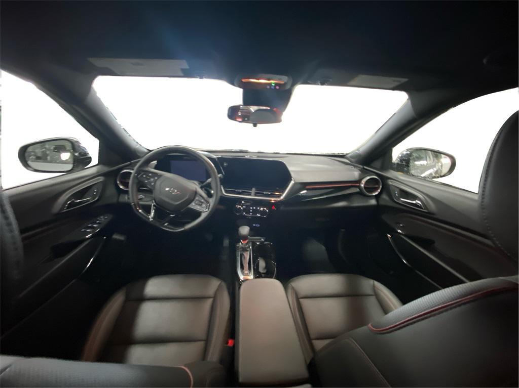 used 2025 Chevrolet Trax car, priced at $24,906