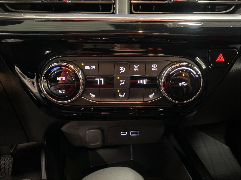 used 2025 Chevrolet Trax car, priced at $24,906