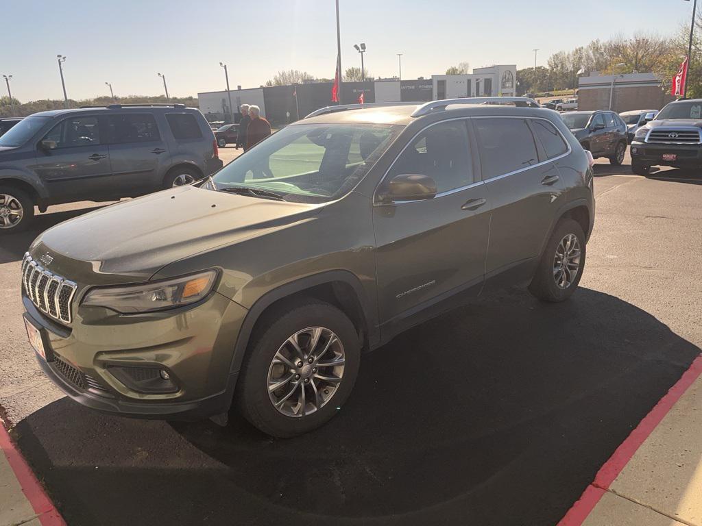 used 2019 Jeep Cherokee car, priced at $14,977