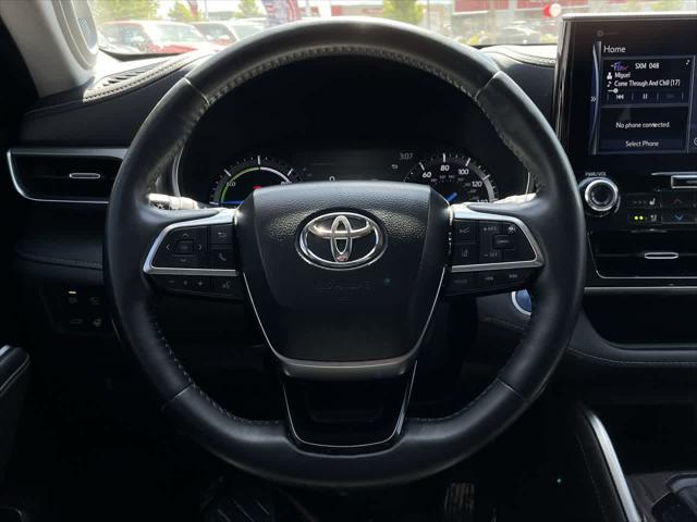 used 2021 Toyota Highlander Hybrid car, priced at $40,468