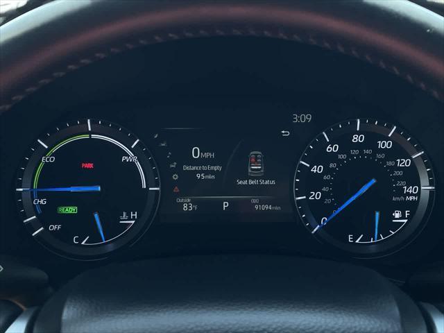 used 2021 Toyota Highlander Hybrid car, priced at $40,468