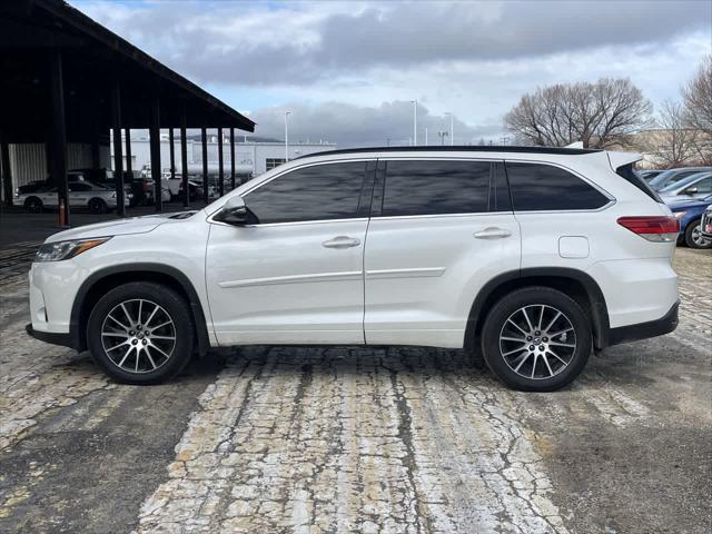 used 2018 Toyota Highlander car, priced at $28,977