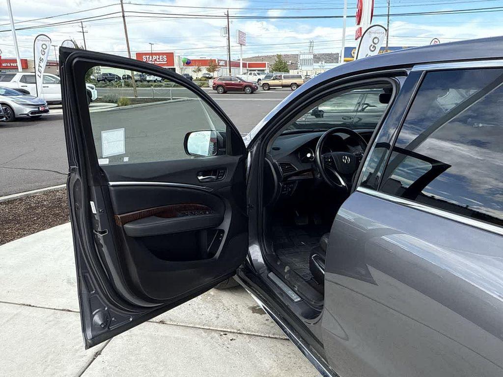 used 2020 Acura MDX car, priced at $28,344
