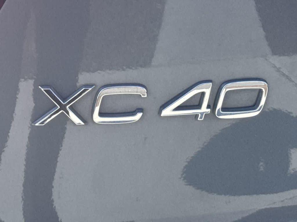 used 2022 Volvo XC40 car, priced at $24,391