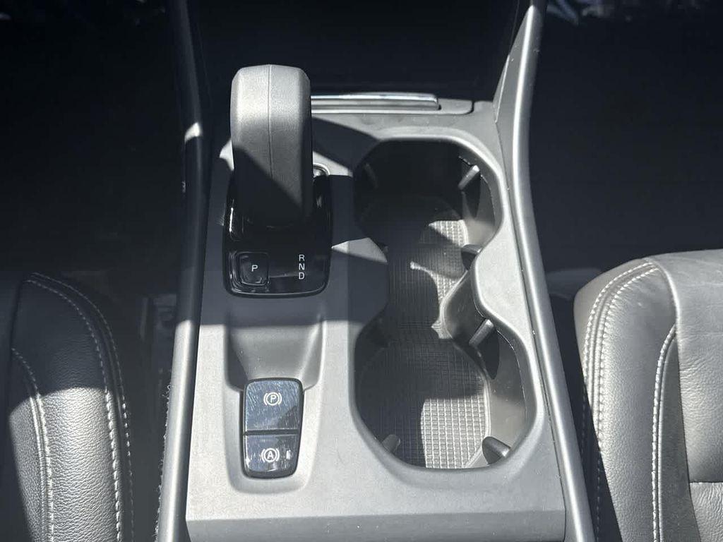 used 2022 Volvo XC40 car, priced at $24,391