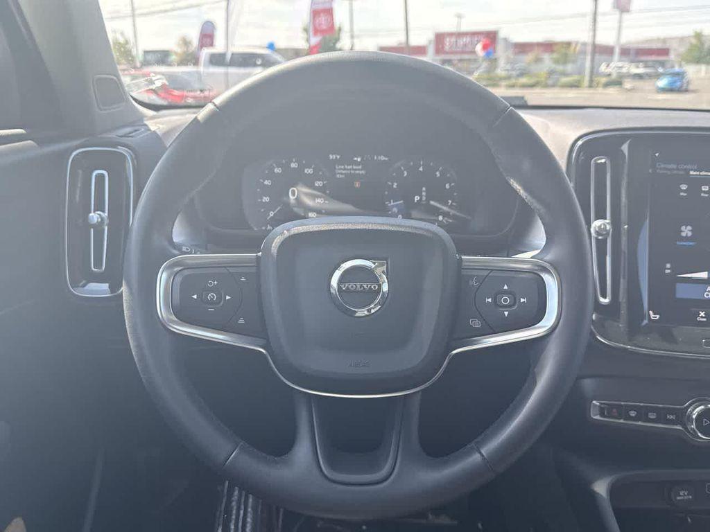 used 2022 Volvo XC40 car, priced at $24,391