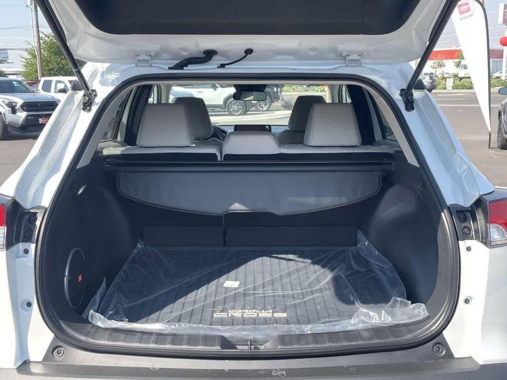 new 2025 Toyota Corolla Cross car, priced at $30,706
