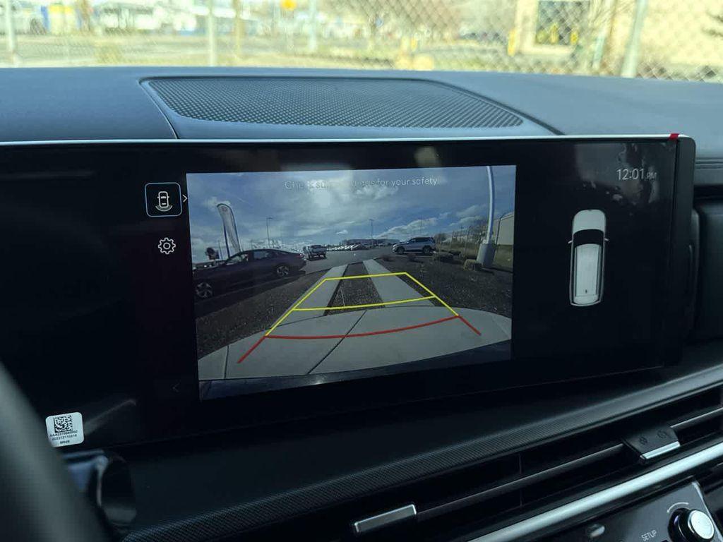 used 2024 Hyundai Santa Fe car, priced at $31,415