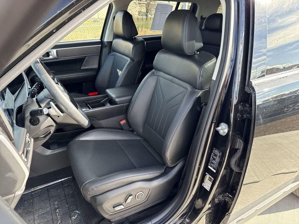 used 2024 Hyundai Santa Fe car, priced at $31,415