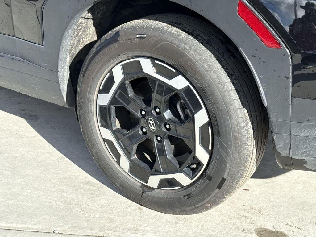 used 2024 Hyundai Santa Fe car, priced at $31,415