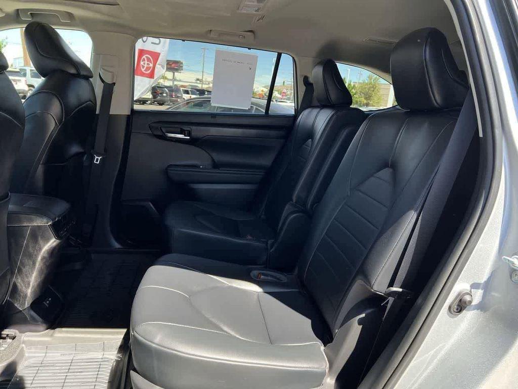 used 2023 Toyota Highlander car, priced at $39,774