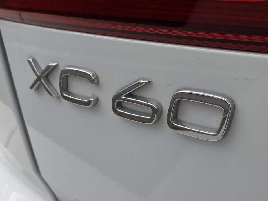 used 2020 Volvo XC60 car, priced at $25,477