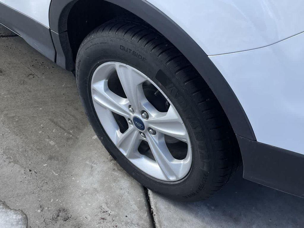used 2013 Ford Escape car, priced at $7,933