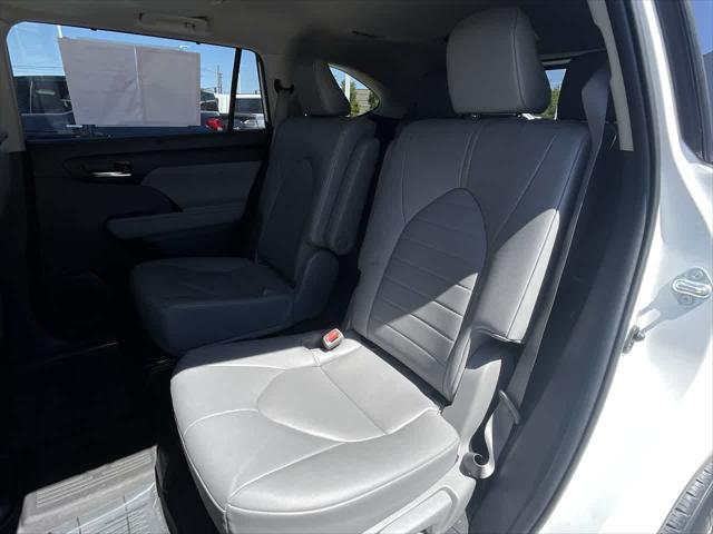 used 2023 Toyota Highlander car, priced at $39,956