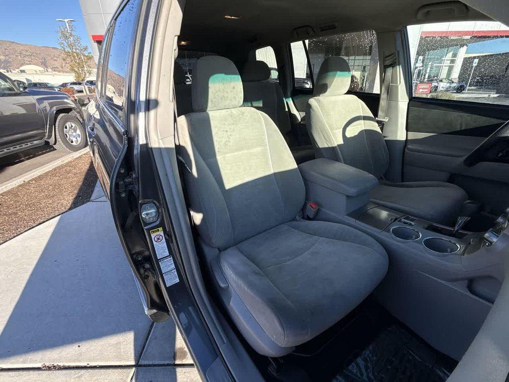 used 2012 Toyota Highlander car, priced at $13,130