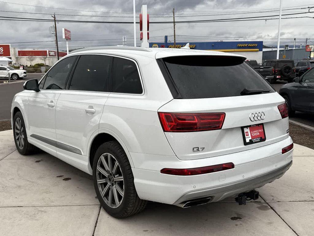 used 2018 Audi Q7 car, priced at $19,795