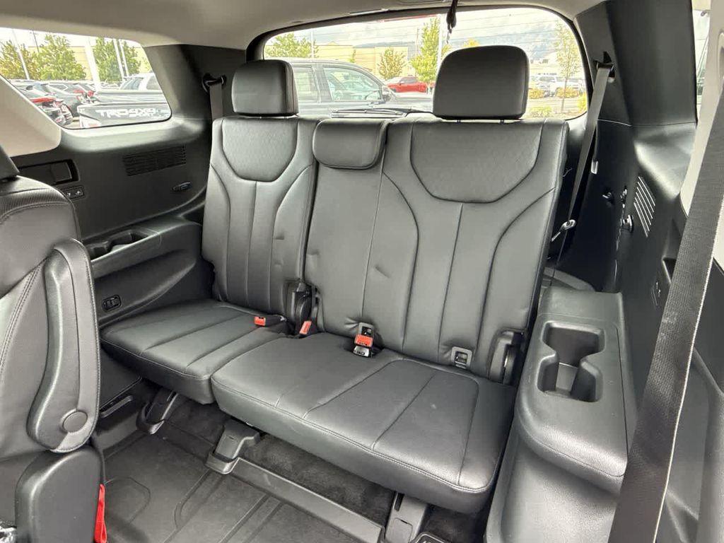 used 2022 Hyundai Palisade car, priced at $31,014