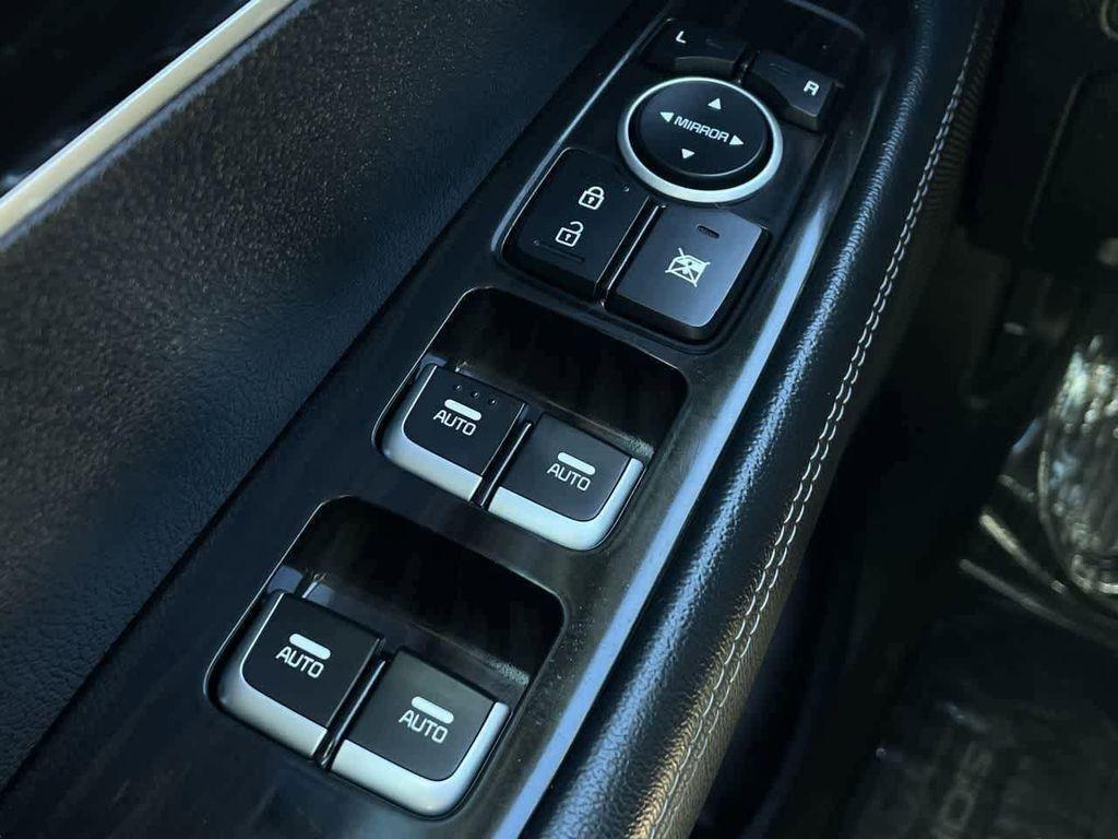used 2020 Kia Sorento car, priced at $17,301